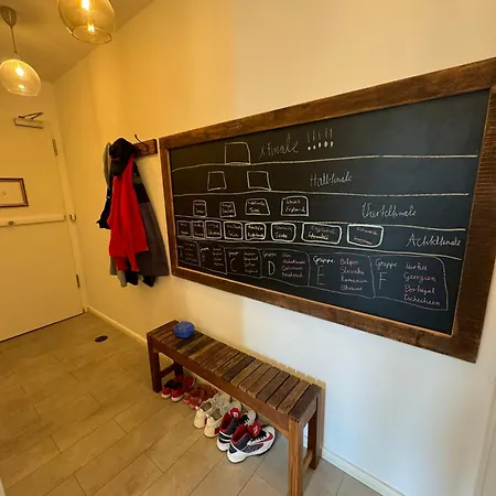 Luxus In Berlin Mitte Mit Laptop, Grossem Tv, Neuem Bett Und Privatem Badezimmer Exterior photo