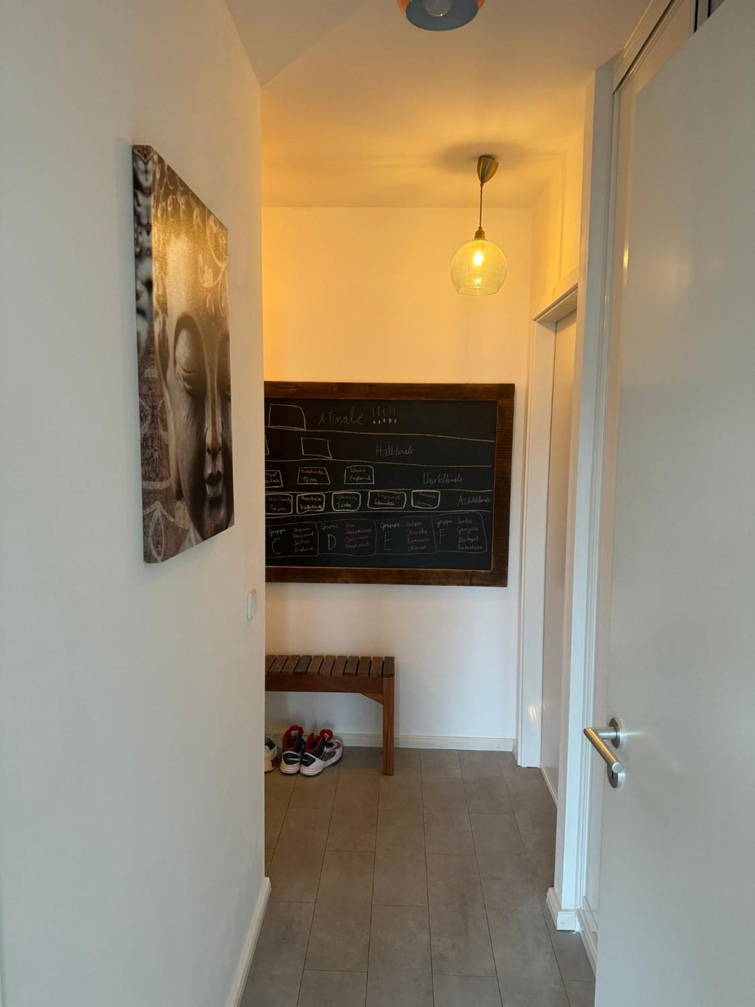 Luxus In Mitte Mit Laptop, Grossem Tv, Neuem Bett Und Privatem Badezimmer * Berlin